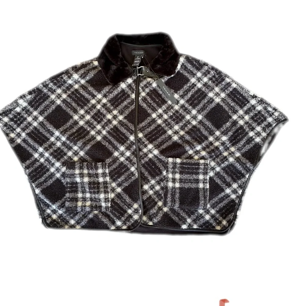 Ladies Tahari Full Zip Collar Dolman Sleeve Poncho Sweater Black Plaid S/M